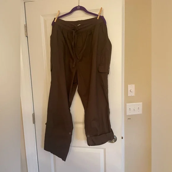 NWT 22 Woman Within brown cargo pants convertible length 100% cotton - Picture 4 of 6